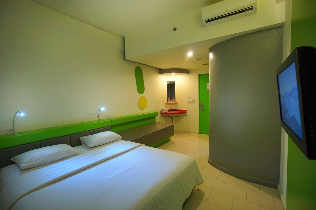 Pop! Hotel Sangaji Джокякарта Екстериор снимка