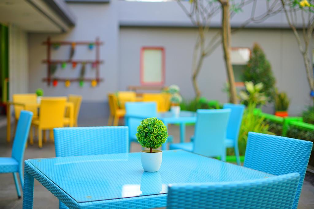 Pop! Hotel Sangaji Джокякарта Екстериор снимка