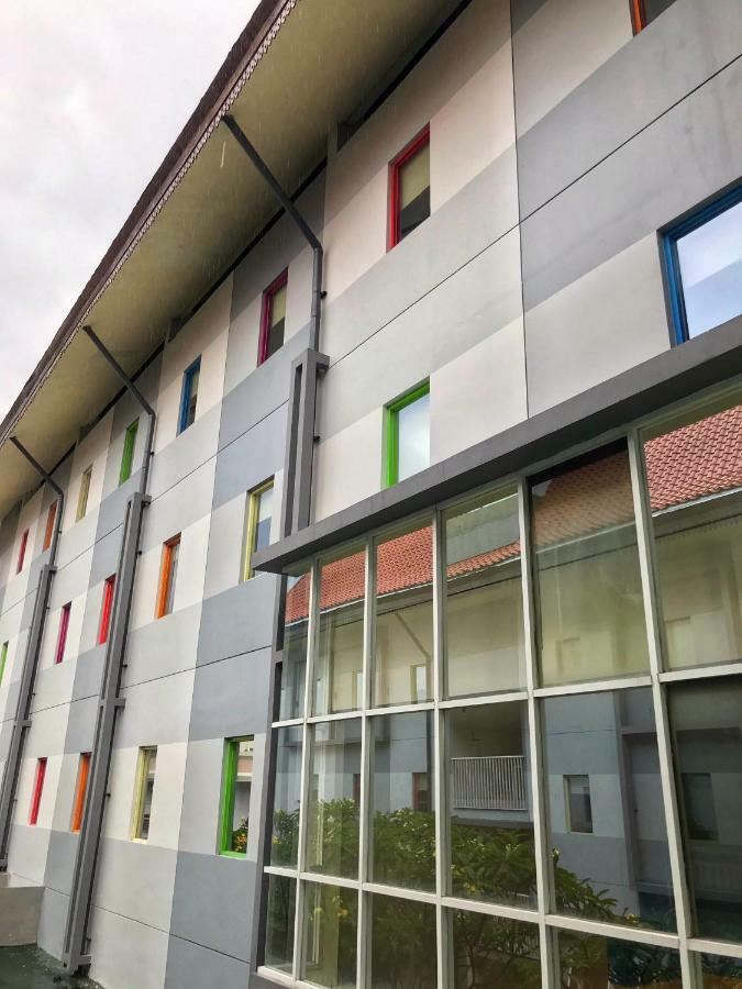 Pop! Hotel Sangaji Джокякарта Екстериор снимка